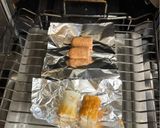 お弁当に🌼ちくわとコーンのお花作り方3写真