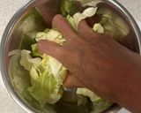 塩揉みキャベツの新生姜漬け和え作り方1写真
