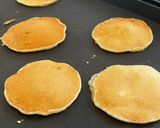 小麦粉で超簡単!ふわっふわパンケーキ🥞🍓作り方3写真