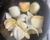 新玉ねぎのニンニク醤油炒め作り方1写真