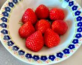 苺とチョコクリームの贅沢❤︎パンケーキ作り方1写真