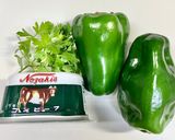 冷たいパリパリピーマンのコンビーフ添え作り方1写真