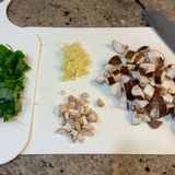 【楽めし】ひき肉と椎茸のご飯どろぼう作り方1写真