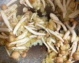 きのこと玉ねぎの和風ソースチキン作り方3写真