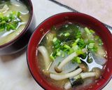 缶詰の汁を使った栄養ある味噌汁作り方2写真