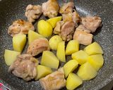 鶏肉とじゃがいものケチャップ炒め作り方5写真
