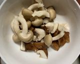 お一人様野菜たっぷり赤味噌レモン味親子丼作り方13写真