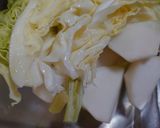 ♬カブとキャベツのトマトスープパスタ♬作り方1写真