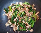 簡単昼食・夕飯!小松菜舞茸ツナ和風パスタ作り方5写真