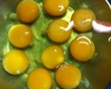 居酒屋のだし巻き卵・ふわふわの玉子焼き作り方1写真