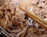豚しゃぶしゃぶ肉の梅酒煮と野菜の和えもの作り方4写真