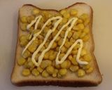 簡単朝ご飯！コーンマヨネーズトースト作り方2写真