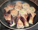 なすの肉詰め煮込みハンバーグ作り方5写真