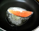 鮭ソテーしょうゆ豆乗せ作り方2写真