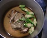 おくら&まいたけ&青さの味噌汁作り方2写真
