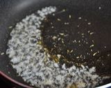 ✿鶏ひざ軟骨の香草炒め✿作り方3写真
