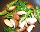 ピーマンと椎茸のガーリック炒め作り方4写真