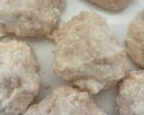 鶏ひき肉と豆腐のヘルシーミニバーグ😋作り方3写真