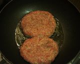 噛むほど味わえる【あらびき風ハンバーグ】作り方7写真