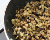 簡単！万能！なすとひき肉の炒め物。作り方1写真