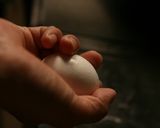 いつもの玉子でちょっぴり濃厚な目玉焼きに作り方1写真