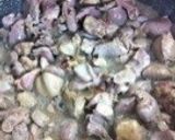 甘辛味が美味！厚揚げ入りニラレバー炒め作り方3写真