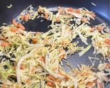 焼き鮭とキャベツの炒飯作り方3写真