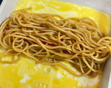和風✨だし巻き卵と焼きそのオムそばロール作り方5写真