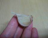 水に浸すだけ！にんにくの皮むき~保存方法作り方2写真
