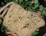 空芯菜とシメジの焼きそば作りました♬作り方4写真