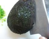 サラダや丼に♪剥かない!アボカドの切り方作り方1写真
