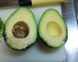 サラダや丼に♪剥かない!アボカドの切り方作り方2写真