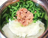 ☆ツナ入りゴーヤと玉ねぎのサラダ☆作り方5写真