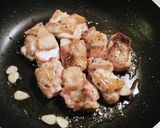 鶏もも肉のソテー ミント風味トマトソース作り方5写真