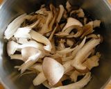 れんこんの肉詰めきのことトマトの煮込み作り方3写真