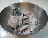 フライパンで焼き鯵　エスニックソースで作り方2写真