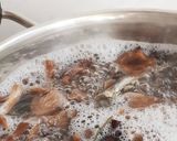 秋のきのこ汁☆さわもだしの味噌汁作り方2写真