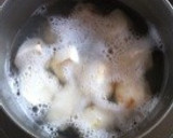 我が家定番☆イカと里芋の煮物作り方1写真