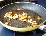 秋薫るサンマときのこのパスタ。作り方4写真