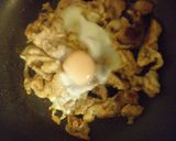 シンプル・豚小間切肉のせ玉子丼！作り方5写真