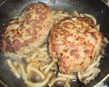 ジュウシィ☆トマト煮込みハンバーグ作り方6写真