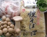 エリンギしめじ入り、両面焼きそば作り方1写真