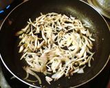 こってり牛肉とキノコのデミクリームパスタ作り方5写真