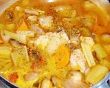 セロリいっぱい　チキントマトスープ作り方5写真