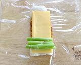 お弁当にも！ちくわのチーズ&アスパラ巻作り方2写真