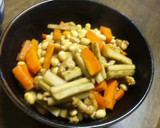 鶏皮と根菜の煮物☆ウスターソース味作り方4写真
