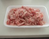 じっくり！牛スジ肉の赤ワイン煮ソース作り方1写真