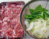 豚小間でまろやかポークチャップ♪作り方1写真