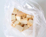 節約レシピ【絹揚げと豚ひきの味噌炒め】作り方2写真
