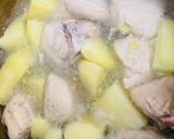 じゃがいもと骨付き鶏肉の煮物作り方2写真